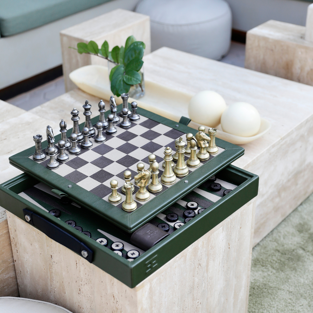 the-box-artisans-boardgame-chess